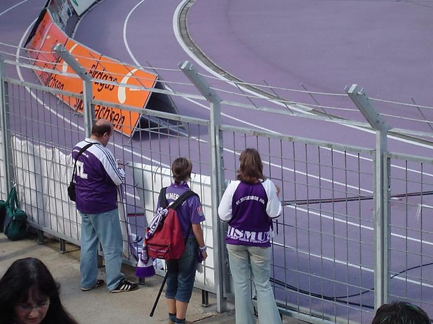03 Stadion schmücken