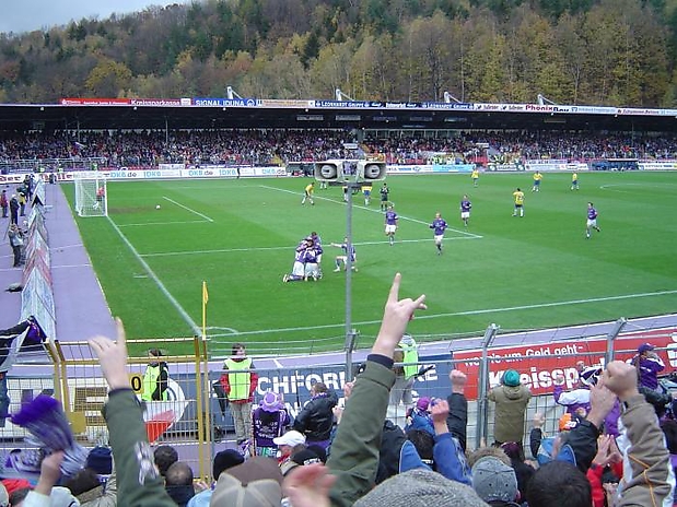 25 2-0