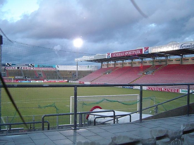 01 Blick aus der Kneipe