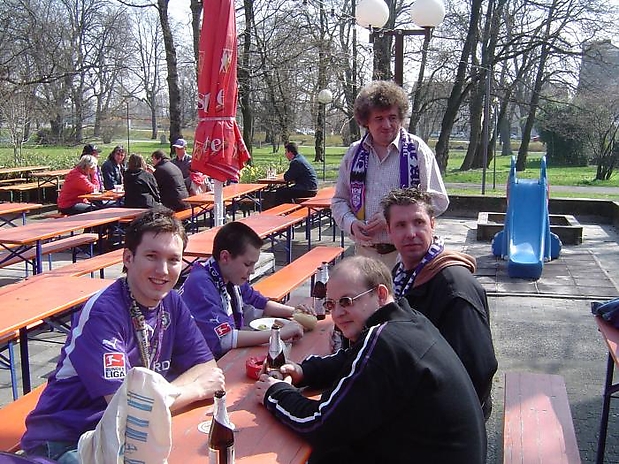 05 Biergarten am Morgen