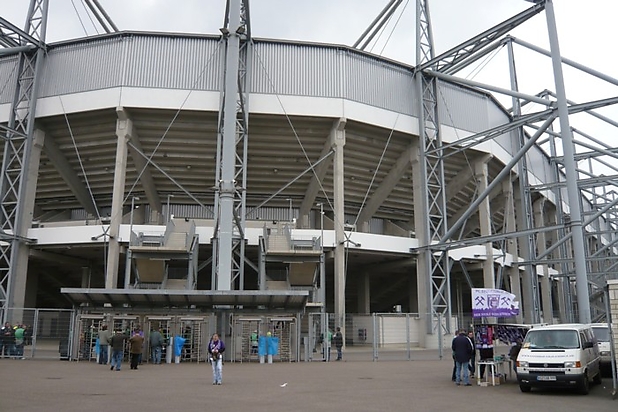 BS02 Eingang Gästesektor