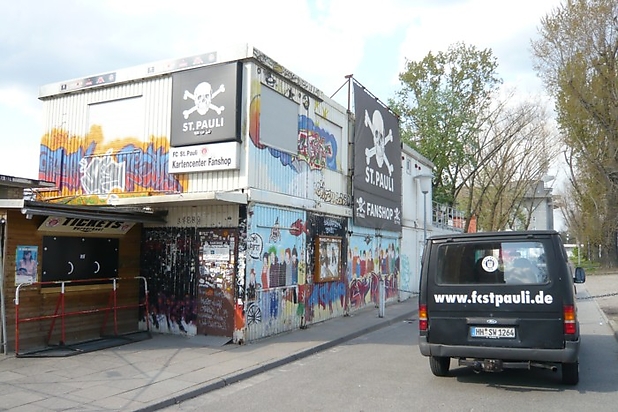 BS01 Kartencenter und Fanshop am Millerntorstadion