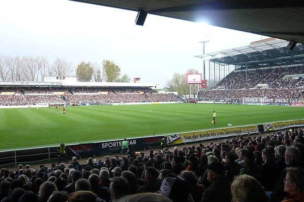 BS04 Blick von Haupttribüne