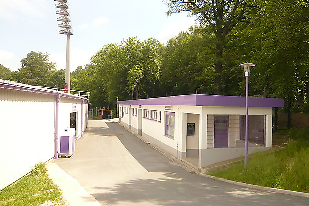 10.6.2011 Neue Toilettenanlage hinter der Gegengeraden