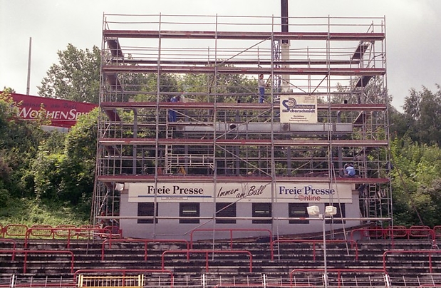 15.07.2004 Demontage der alten Anzeigetafel