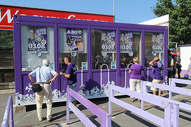 August 2012 Neuer Kassenbereich am Haupteingang