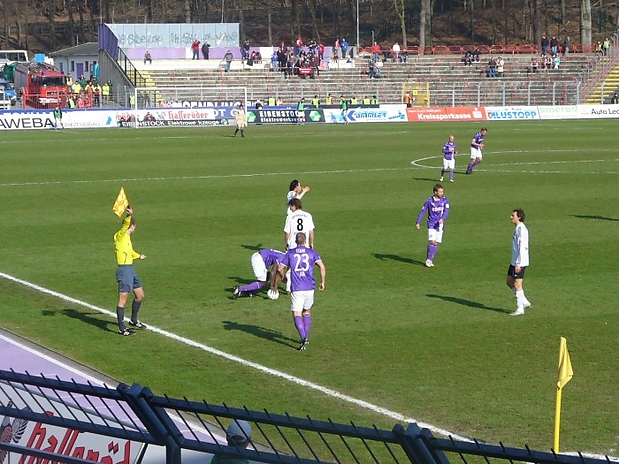 Aue drückt in der Hachinger Hälfte