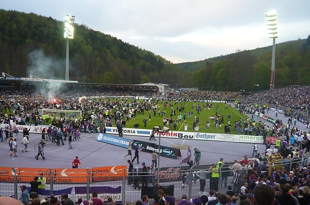 aus.AB um 19.55 Uhr