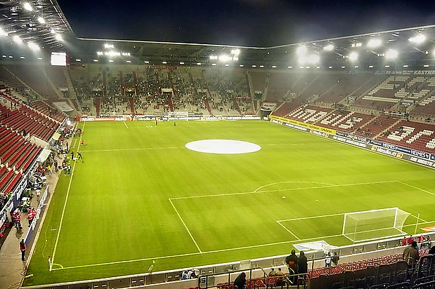 FCA vs. Aue 2-1 Blick von Südtribüne