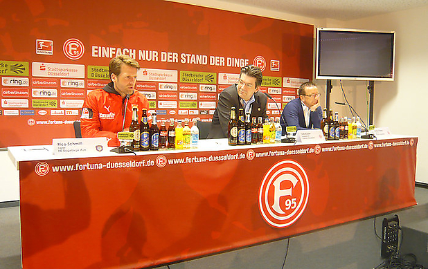 2 Pressekonferenz