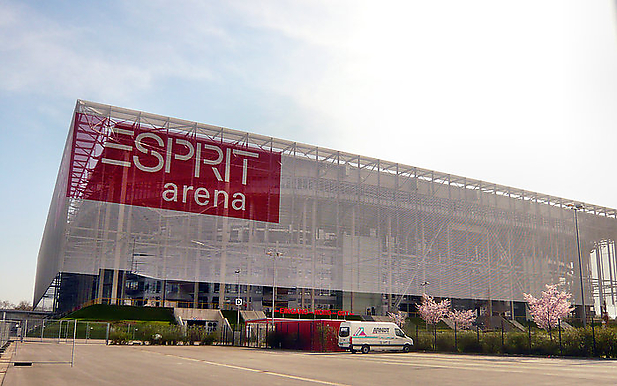 5 Esprit Arena. Lena kann kommen wir sind weg
