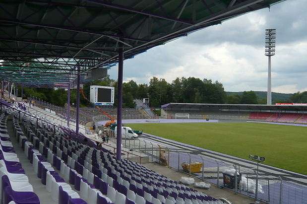 05.08.2010 Blick aus Block E ins weite Rund