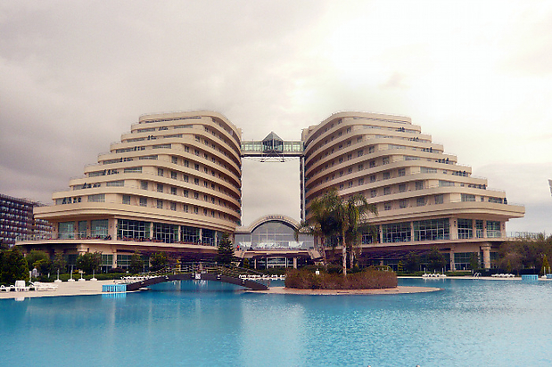 Hotel wo die Fans wohnten. MIRACLE HOTEL LARA