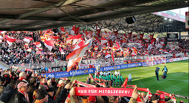 Warten auf die Mannschaften