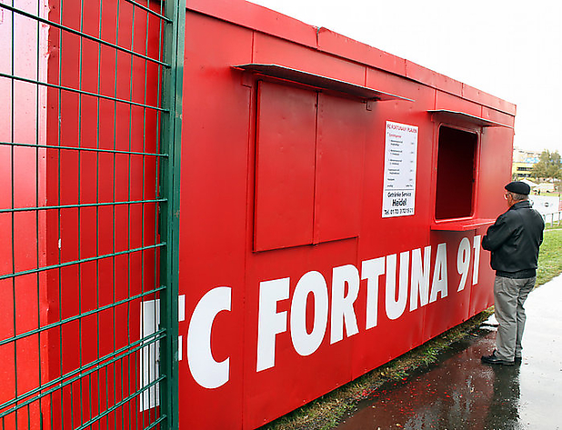 03 Haupteingang I in Plauen