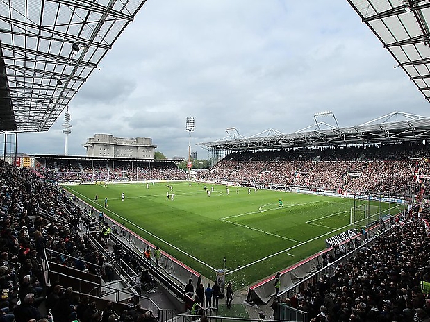 Kurz nach Beginn der Zweiten Halbzeit