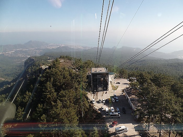 171-Die Talstation liegt auf über 700m.