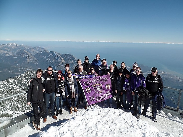 219-Gruppenfoto Reisegruppe Burg.