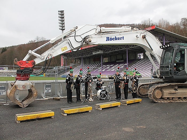 11.12.2015 Offizielle Baustart mit zahlreichen Gästen aus Politik, Sport und Gesellschaft. Foto: Seifert